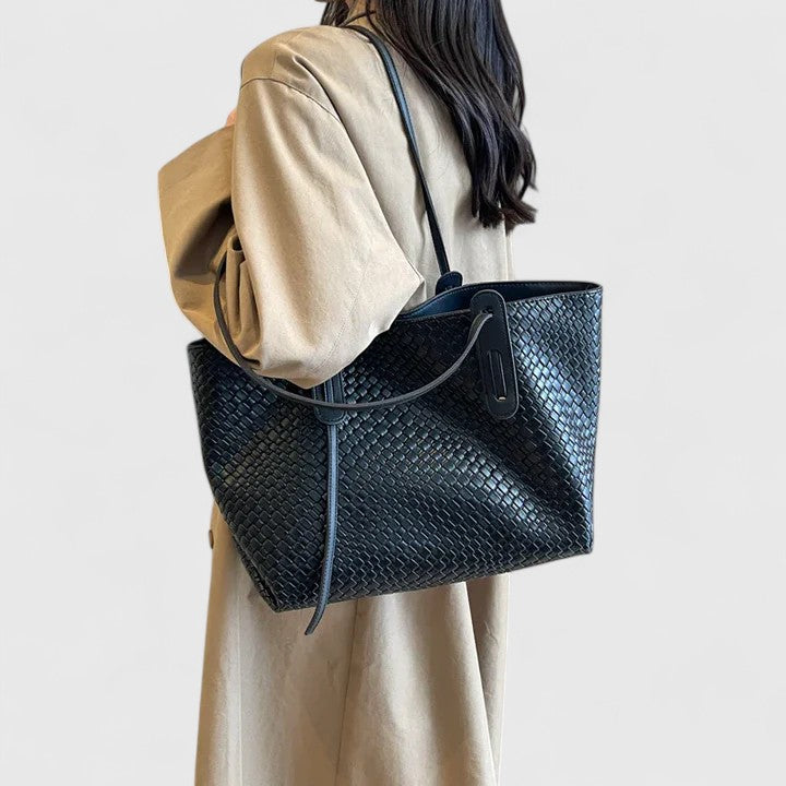 Annie | Chic Tote Bag