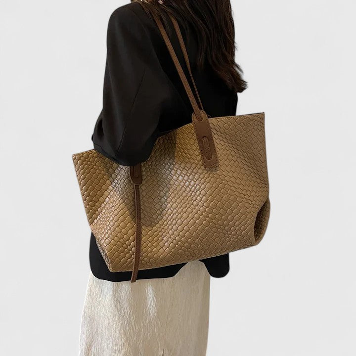 Annie | Chic Tote Bag