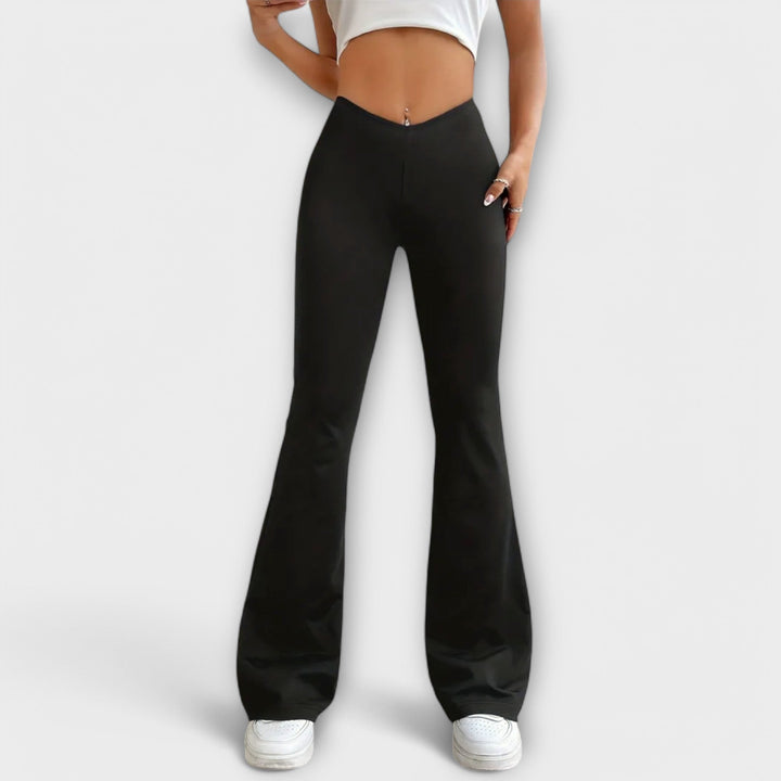 Annie | Relaxed Pants with Flared Leg