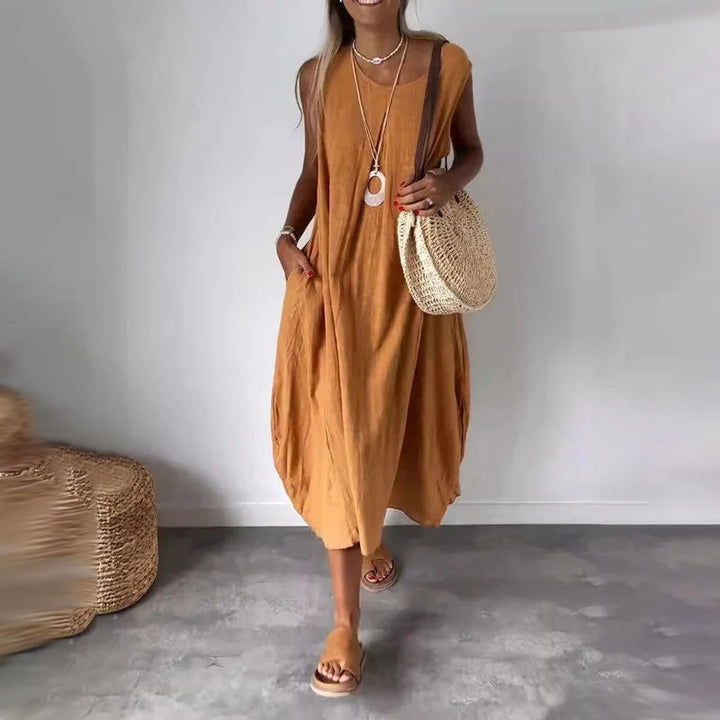 Sabrina | Casual Sleeveless Pocket Dress